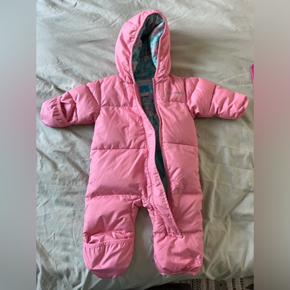 Columbia infant Pink Snowsuit - Size: 3-6 months - Picture 1 of 16